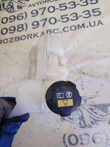 BMW 17137617362 Бачок системы охлаждения расширительный в наличии Днепр
