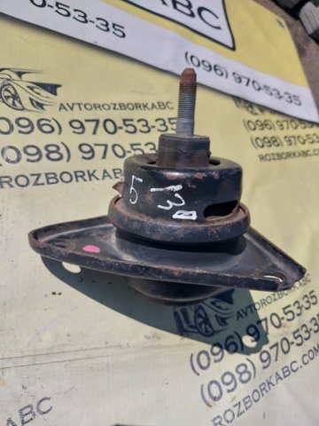 218100Q000 HYUNDAI Подушка (опора) двигателя правая купить в Ровно
