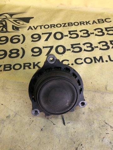 Левая опора двигателя 22116862549 BMW