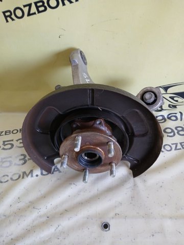 Цапфа правая 28411AN00A SUBARU