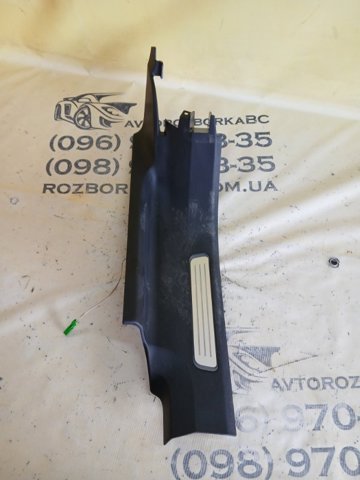 VOLVO 31363747 Накладка дверного порога внутренняя задняя левая в наличии Украина