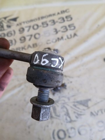 Тяжка стабилизатора, переднего, правая 31406874 VOLVO