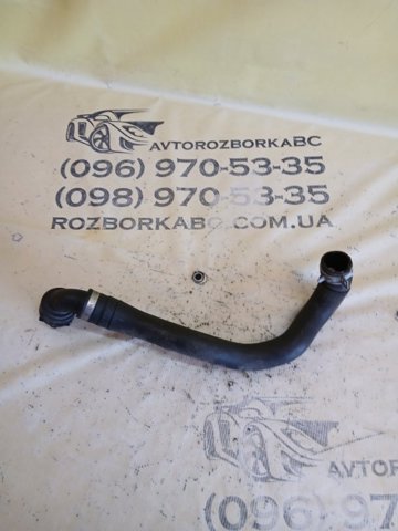 VOLVO 31439753 Патрубок радиатора в наличии Павлоград