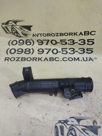 VOLVO 31686412 Патрубок интеркулера в наличии Украина