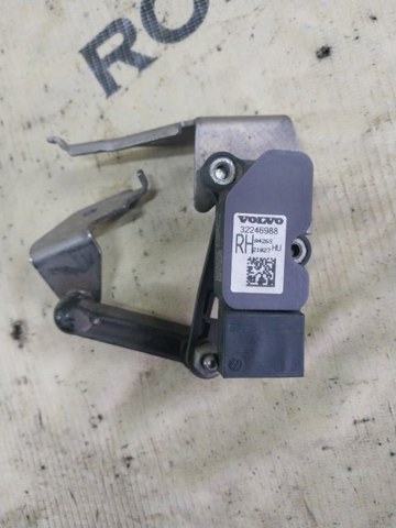 VOLVO 32246988 Датчик уровня положения кузова задний правый в наличии Ирпень