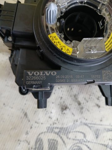 Переключатели подрулевые 32266025 VOLVO
