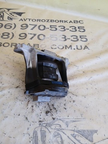 32298680 VOLVO Подушка (опора) двигателя правая купить в Днепр