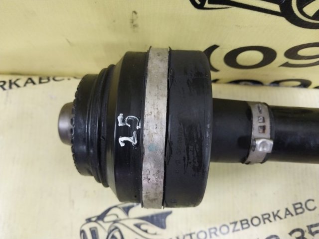 BMW 33208639454 Полуось задняя правая в наличии Черновцы