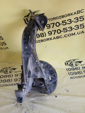 33326851580 BMW Задняя ступица купить в Львов