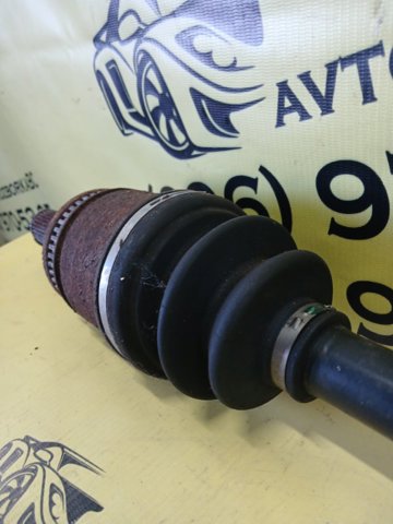 Полуось задняя, правая 396004GB0A NISSAN