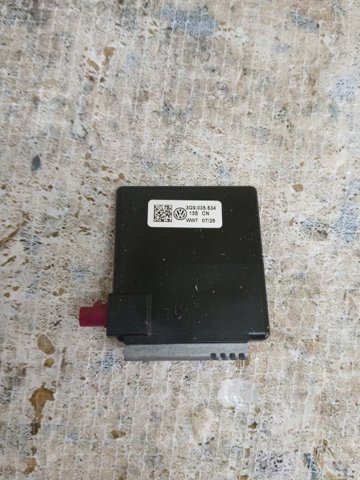 Антенна GPS 3G9035534 VAG