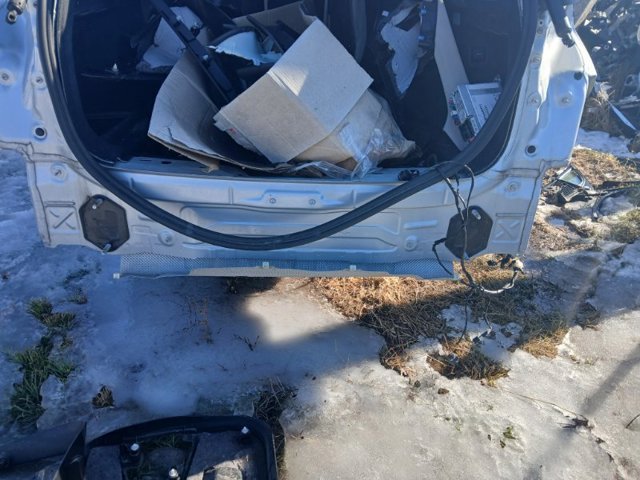 Панель багажного отсека 41007402515 BMW