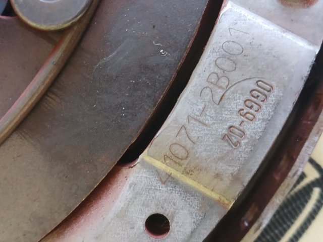 Комплект сцепления (диск, корзина, подшипник) 412002B000 HYUNDAI