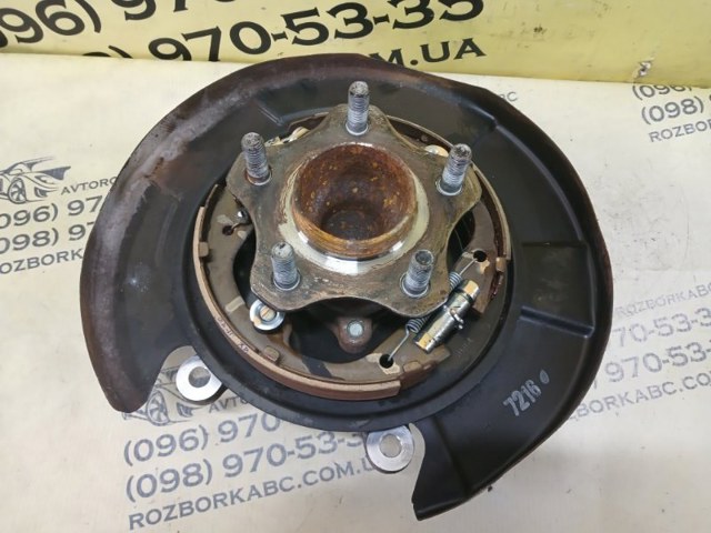 NISSAN 430181AA0A Цапфа (поворотный кулак) задний правый в наличии Ужгород