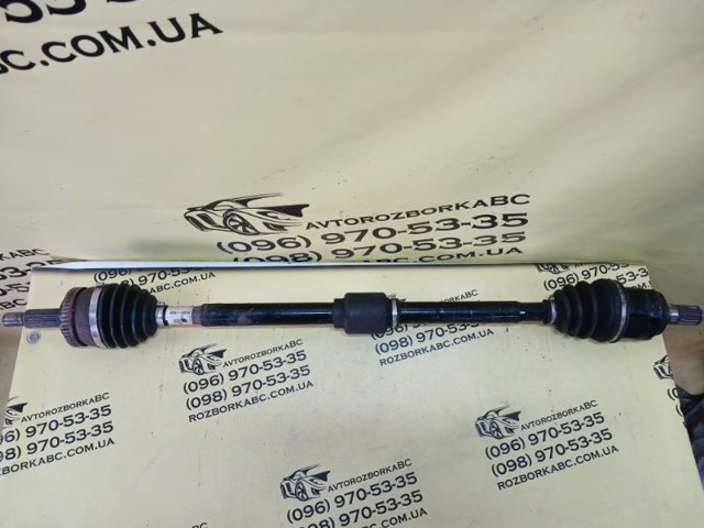 Привод правый 495014R250 HYUNDAI
