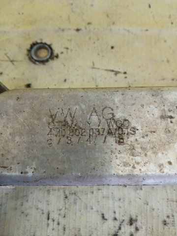 VAG 4M0802037A Кронштейн усилителя переднего бампера в наличии Одесса