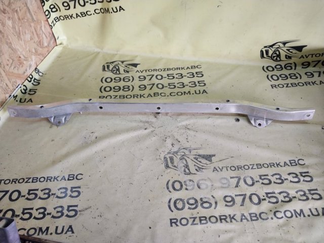 VAG 4M0805645B Распорка кузова в наличии Запорожье