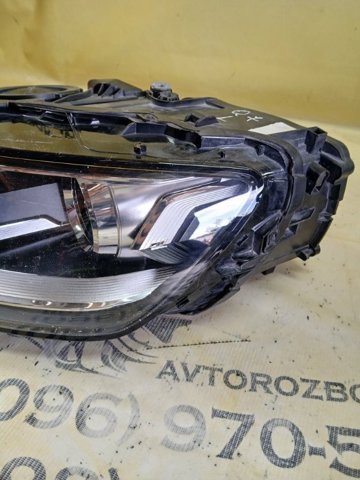 Вставка фары левой 4M0941005B VAG