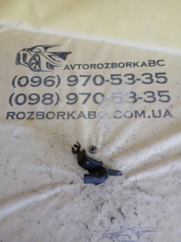 Датчик уровня положения кузова, передний правый 4M0941286C VAG