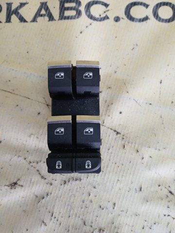 VAG 4M0959851C в наличии Львов