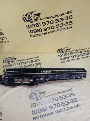 VAG 4M1820902R6PS Решетка вентиляции салона на "торпедо" правая в наличии Ирпень