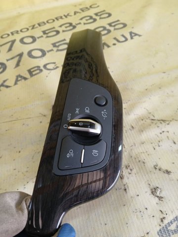 VAG 4M1853189RRQ8 Молдинг (накладка) приборной панели "торпедо" левый в наличии Чернигов
