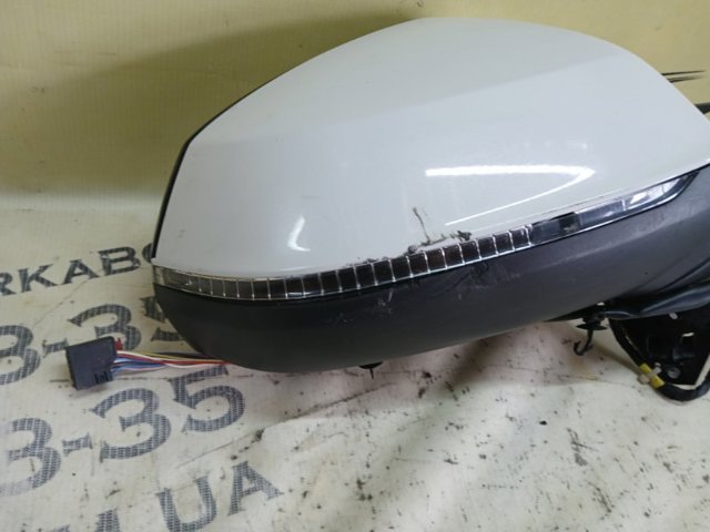 Правое боковое зеркало 4M1857410G9B9 VAG