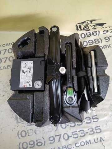 VAG 4M8012109B в наличии Львов