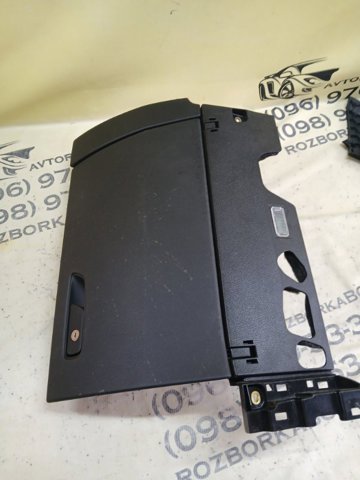 VAG 4M885703524A Ящик перчаточный (бардачок) в наличии Ирпень