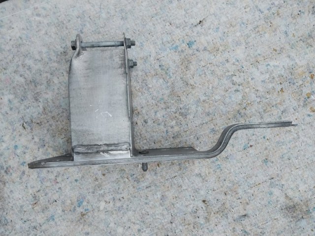 51117325324 BMW Кронштейн бампера переднего правый купить в Винница