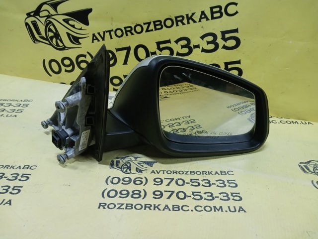 Зеркало заднего вида правое 51167459772 BMW