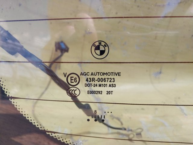Стекло крышки багажника 51319450532 BMW