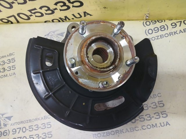 Цапфа (поворотный кулак) передний правый 51716C1000 HYUNDAI