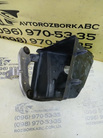 51747359789 BMW Воздуховод (дефлектор) радиатора левый купить в Житомир