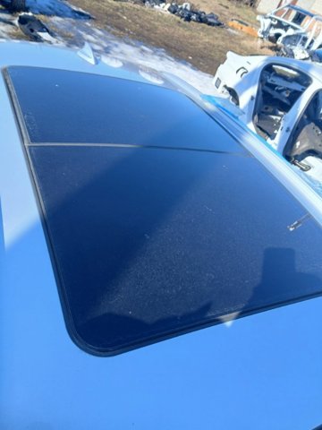 Люк в сборе 54107445467 BMW