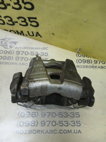 Суппорт тормозной, передний, правый 561615124A VAG