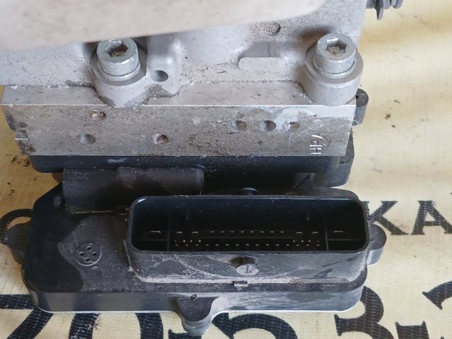 HYUNDAI 58500G2300 в наличии Черкассы