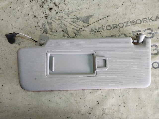 Козырек противосолнечный 5NN857551LSX4 VAG