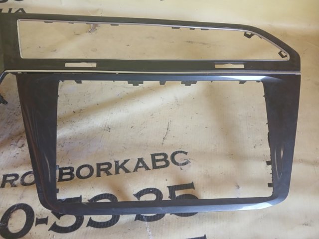 VAG 5NN85856082V Накладка рулевой колонки в наличии Черновцы