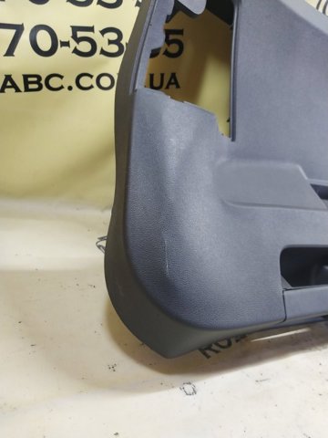 Облицовка багажника пятой двери 5NN867601A82V VAG