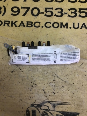 Подушка Айрбег спинки сидения правого 5NN880242D VAG