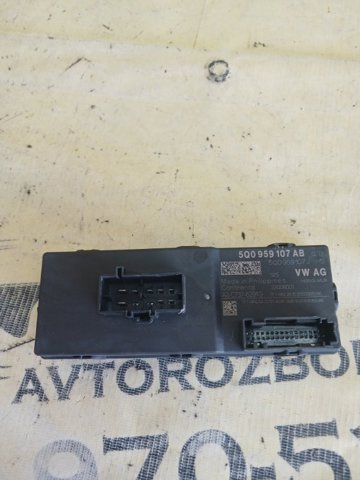 VAG 5Q0959107AB в наличии Сумы