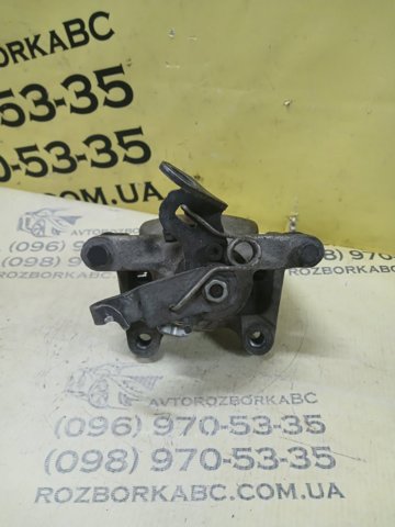 Задний левый суппорт 5QM615423A VAG