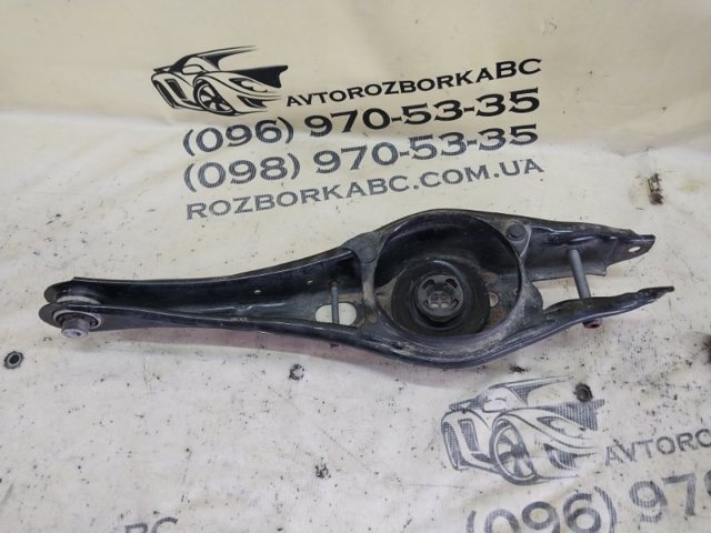 Балансир задний нижний 5QN505311 VAG