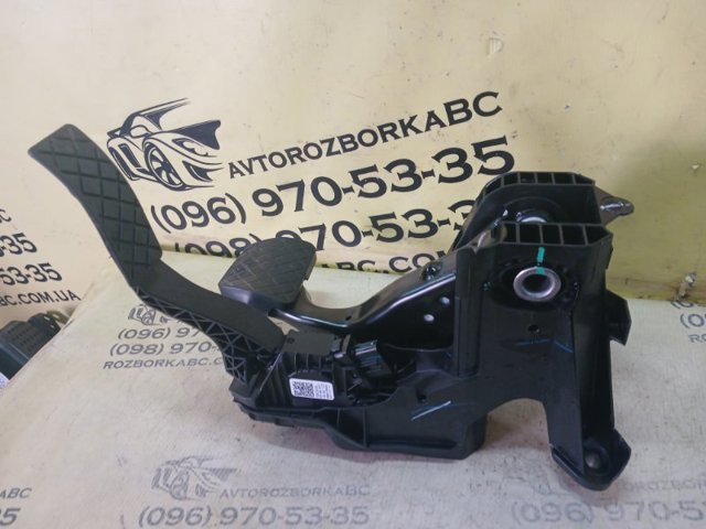 5QN723058A VAG купить в Ирпень