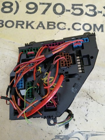 61149315151 BMW Блок предохранителей задний салонный купить в Черновцы