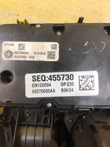 CHRYSLER 68270685AA в наличии Украина