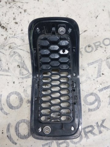 68303626AC CHRYSLER Решетка радиатора купить в Николаев
