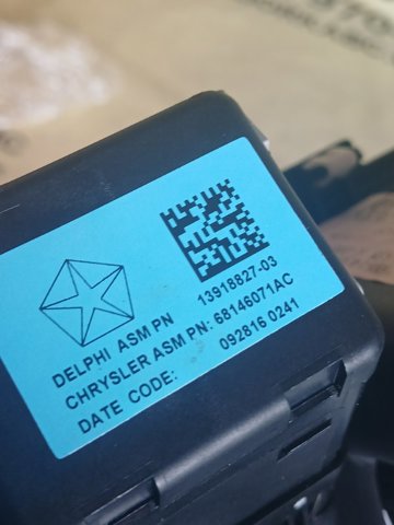 6DB75DX9AC CHRYSLER Накладка консоли рычага переключения передач АКПП купить в Ровно