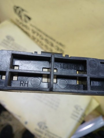 71593TZ5A00 HONDA Направляющая заднего бампера правая купить в Каменское